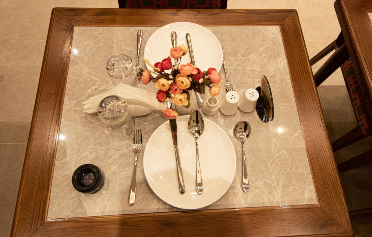 Rozana Hotel Muscat Luaran gambar