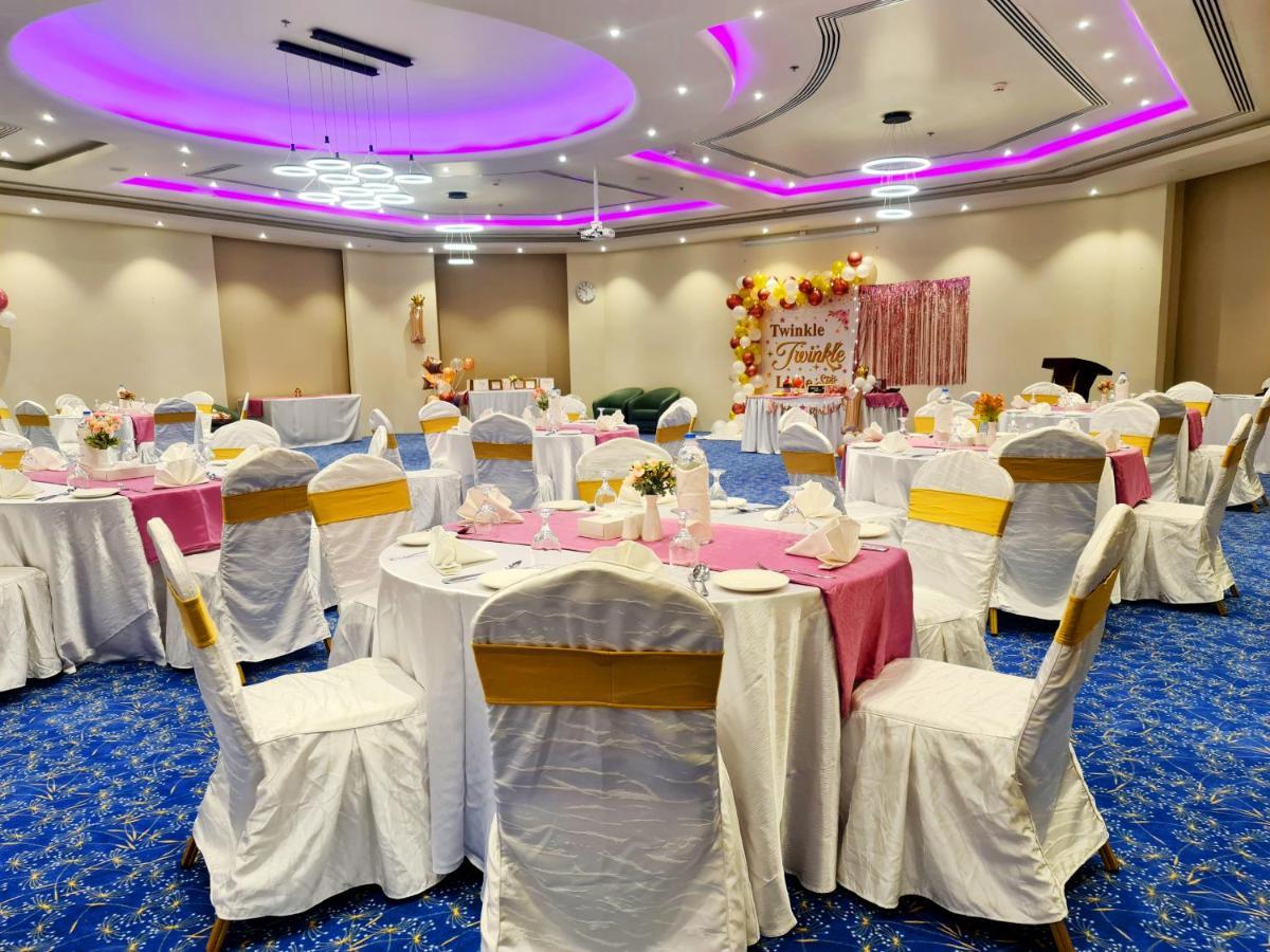 Rozana Hotel Muscat Luaran gambar