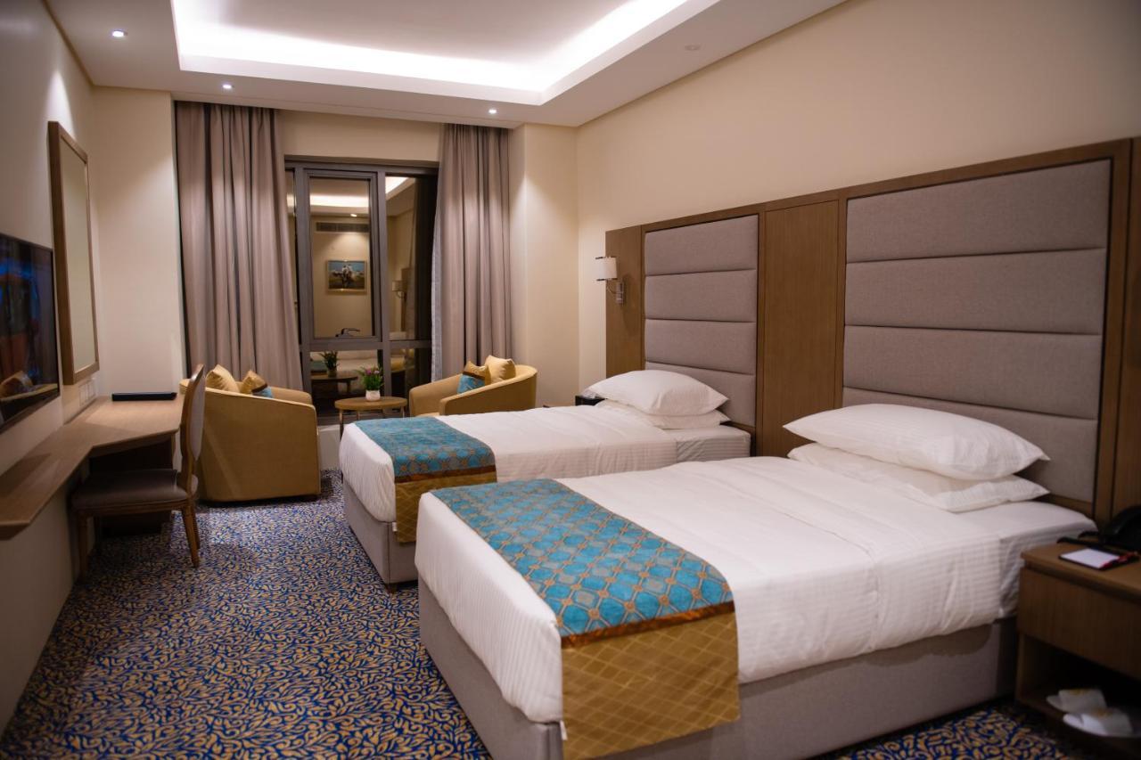 Rozana Hotel Muscat Luaran gambar