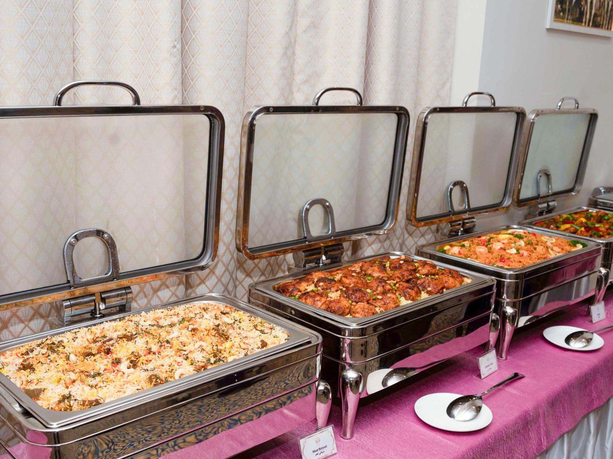 Rozana Hotel Muscat Luaran gambar